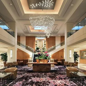 Hilton Angeles Airport Otel